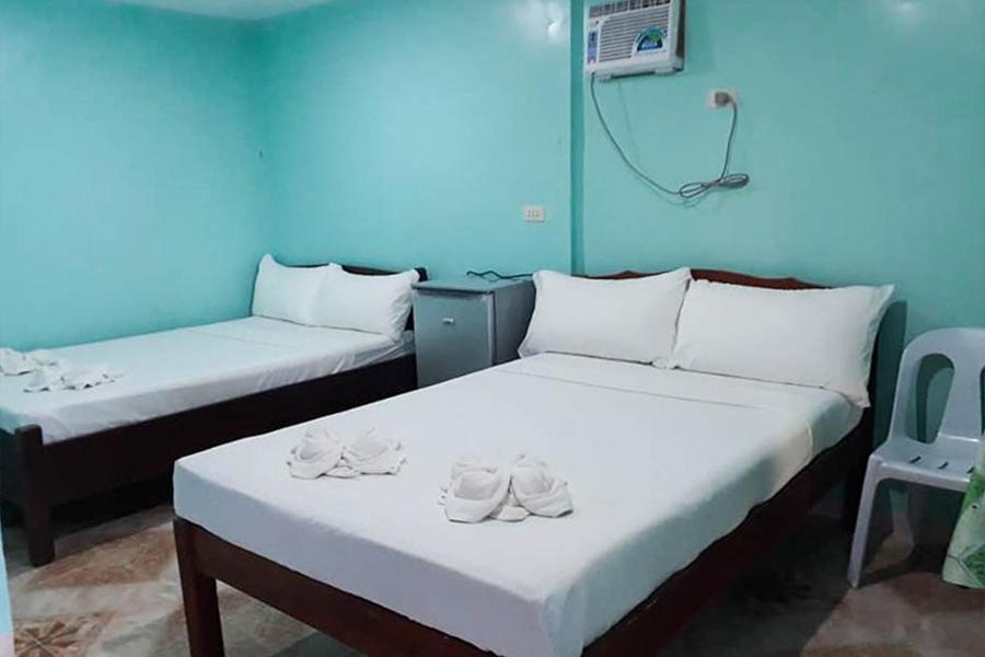 Dohibern Beach Resort Bantayan ö Rum bild