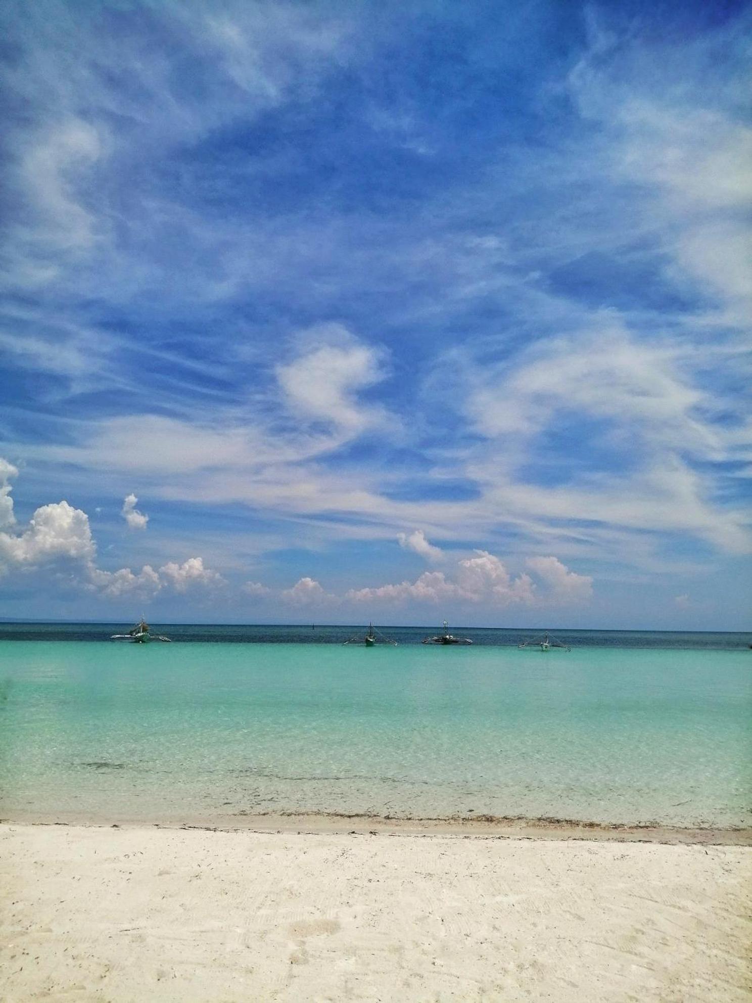 Dohibern Beach Resort Bantayan ö Exteriör bild